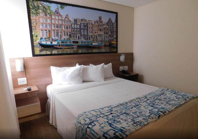 Hotel Amsterdam Montes Claros Exterior foto
